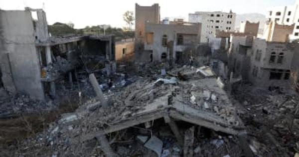 サウジ主導連合軍、イエメン首都のフーシ派拠点を空爆