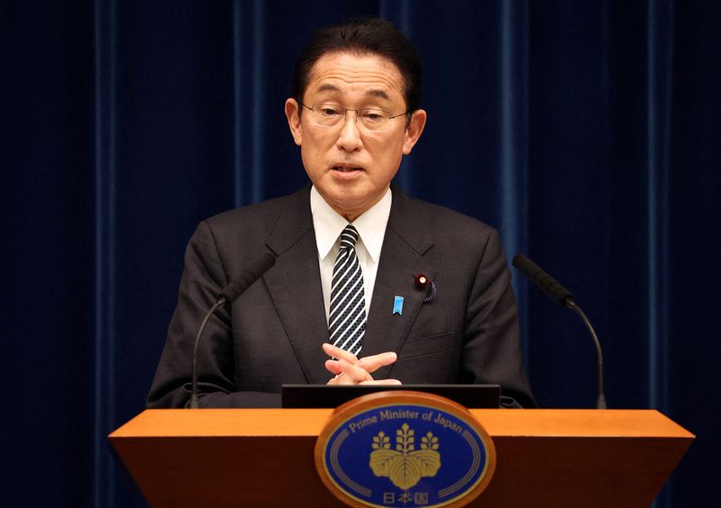 コロナの感染症法上の位置づけ変更、今は現実的でない＝岸田首相