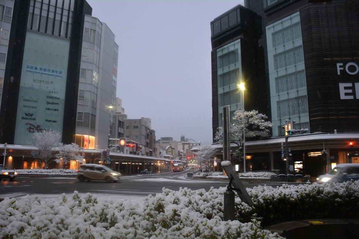 京都市と亀岡市に一時大雪警報