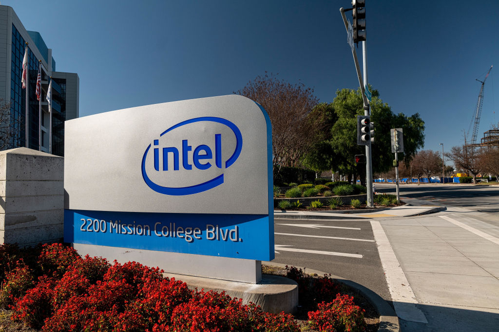 世界的チップ不足の中、インテルは2.3兆円でオハイオ州に2つの半導体工場を建設