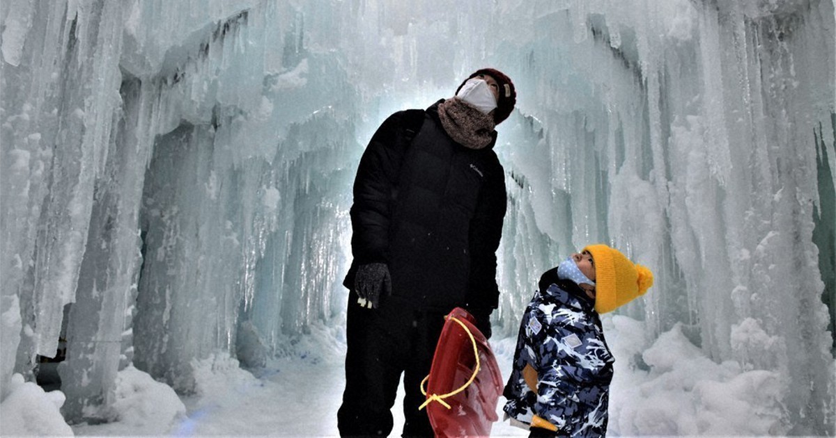 極寒の地で幻想的な「氷の世界」　イルミネーション点灯も　岩手