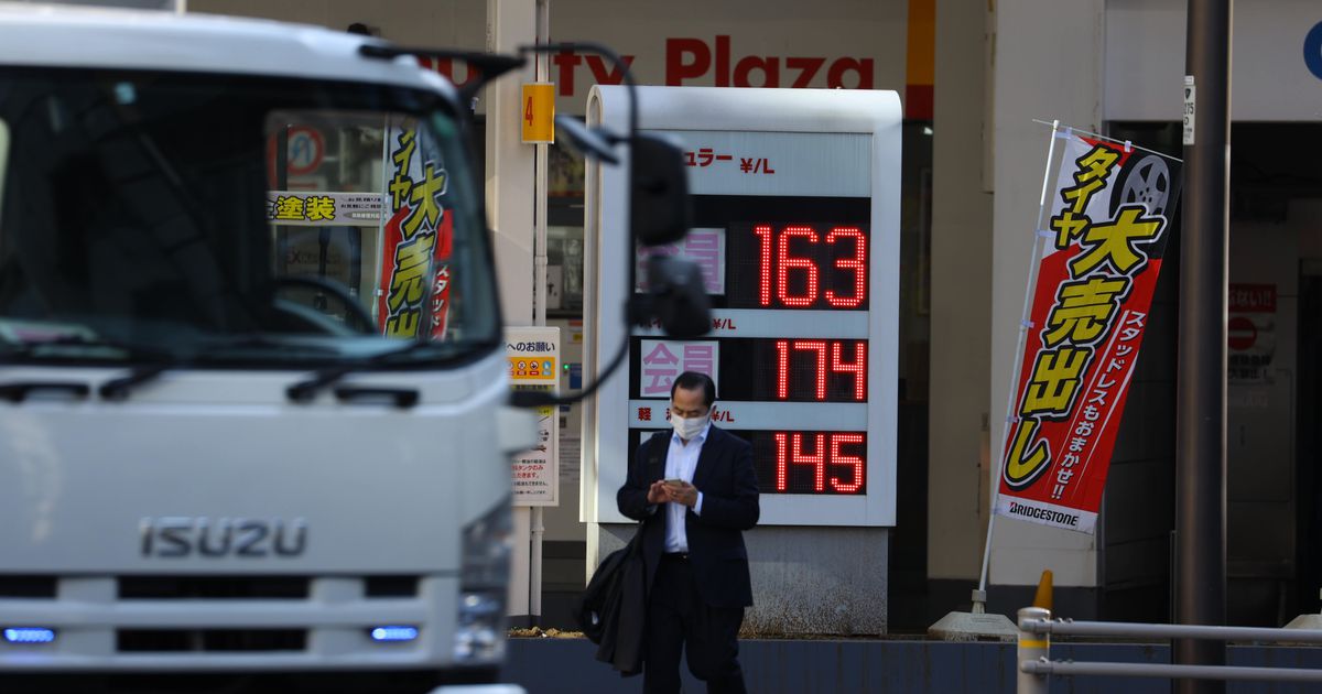 政府のガソリン価格急騰抑制策、発動が視野に