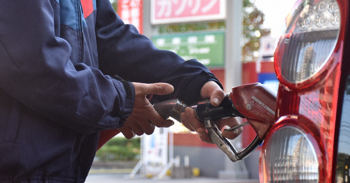 ガソリン価格抑制策を初発動　野党、「トリガー条項」凍結解除求める