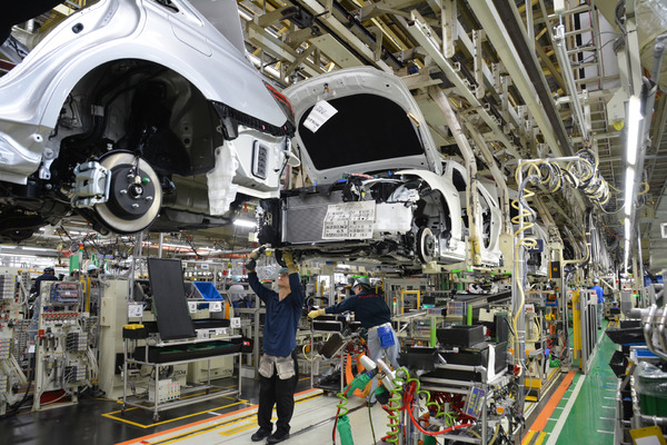 トヨタ、国内11工場19ラインの稼働停止を追加　1月25-26日