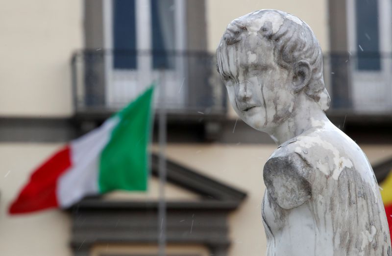 イタリア、コロナ制限措置解除へ　近く行程表発表＝首相