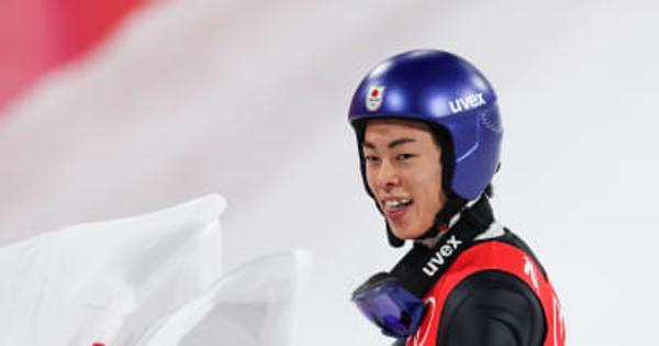 ジャンプ男子ノーマルヒル、日本の小林陵侑が金メダル　北京冬季五輪