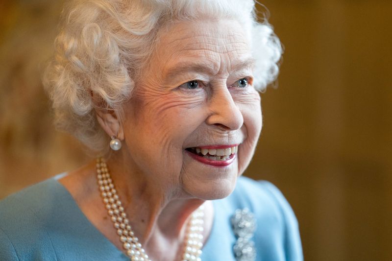 エリザベス女王、即位70年　一連の祝賀行事スタート