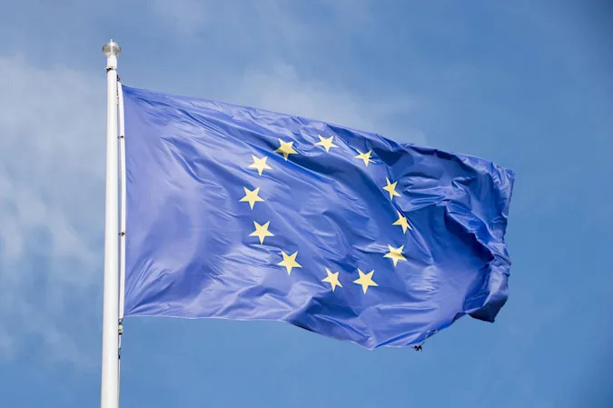 EUデータ移転規制にFacebook「撤退するぞ」。仏独経済担当相「どうぞどうぞ」