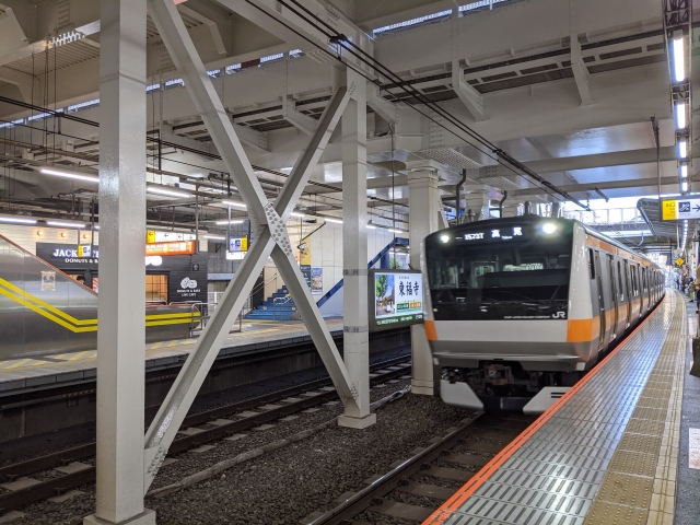 JR東日本、西国分寺駅ホームに“ハイブリッドクリニック”を開業