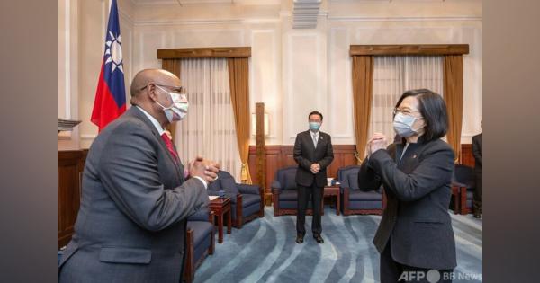 ソマリランド「外相」、台湾総統と会談