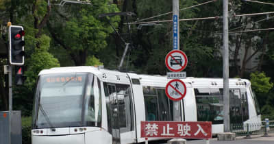 レールが1本だけ！　日本では未導入の路面電車「トランスロール」