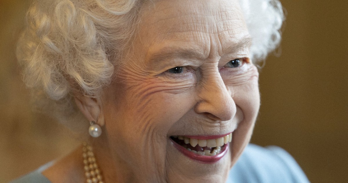エリザベス女王が新型コロナ陽性　症状軽く、軽めの公務を継続