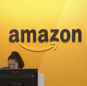 米アマゾンが偽レビュー業者提訴　「消費者欺く」、事業停止要求