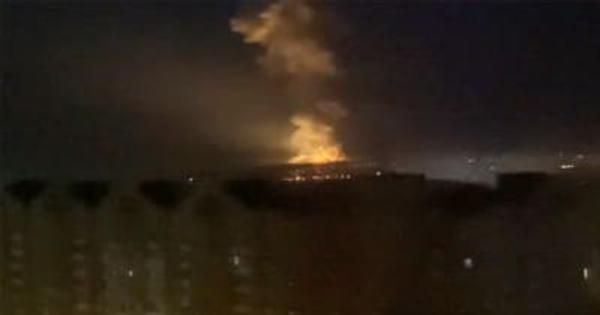 ウクライナの首都キエフで巨大な炎が上がる。ロシアのミサイル攻撃か【画像集】