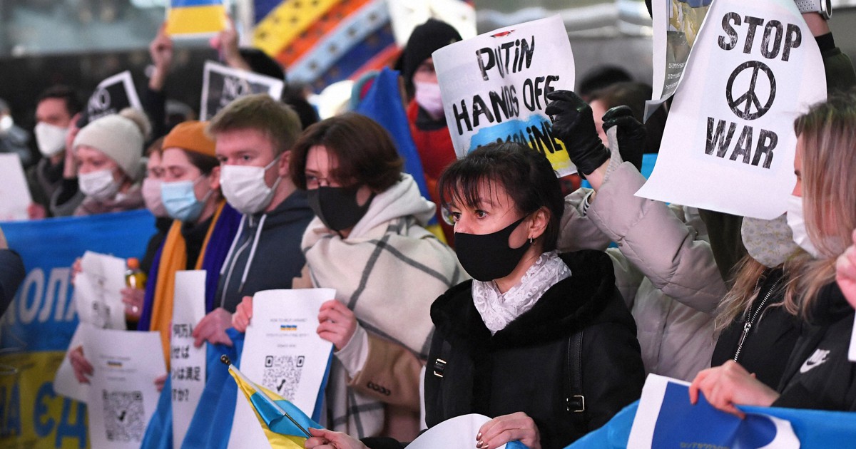 「平和は何より大切」　在日ウクライナ人らが渋谷駅前で抗議集会