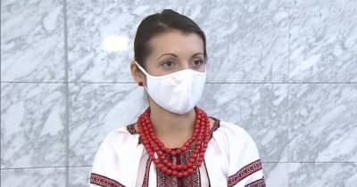 ウクライナ出身女性「母国の母心配」