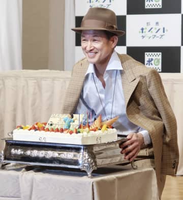 55歳は「フーテンのカズ」　三浦知良、誕生日に笑顔