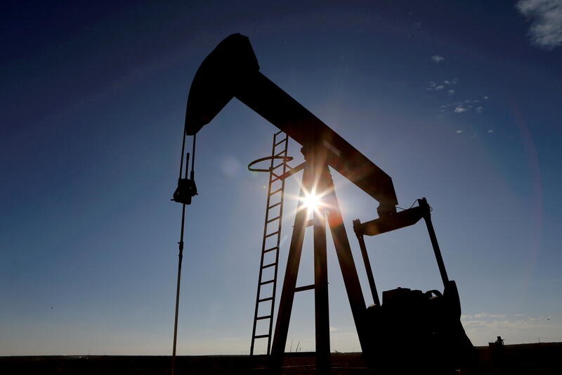 原油先物7％超急伸、14年以来の高値　供給逼迫懸念根強い