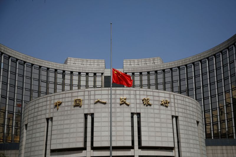 中国の「高リスク」銀行、25年までに200行下回る見込み＝人民銀
