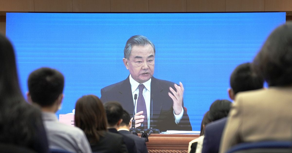 中国外相が日本に「忠告」　歴史、台湾問題で