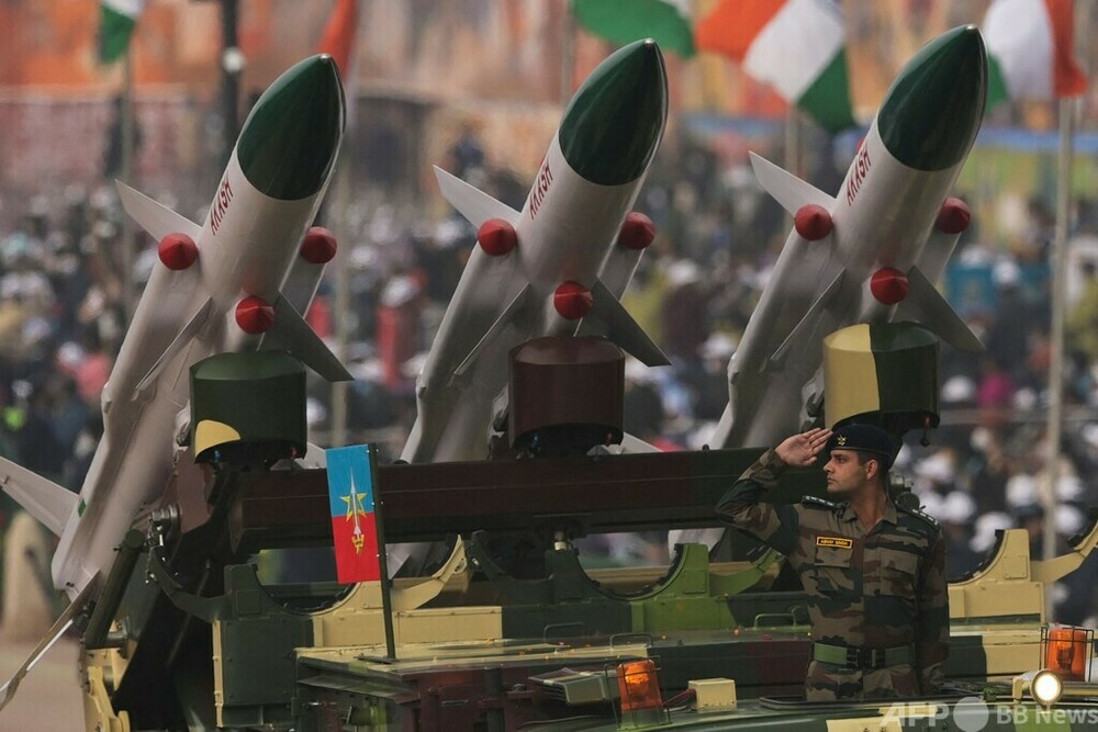 パキスタンにミサイル誤射 インドが発表