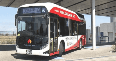 関西国際空港で燃料電池バス導入 報道陣に公開