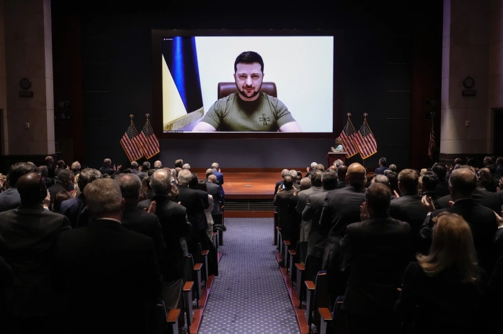 ウクライナのゼレンスキー大統領が降伏するフェイク動画をMetaが削除