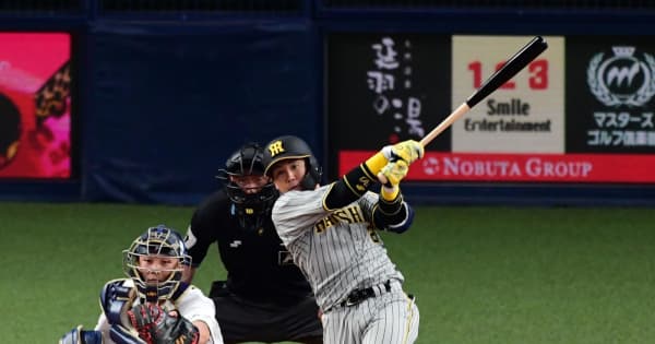 開幕スタメンへ　阪神・梅野、中野が七回に連続三塁打で逆転