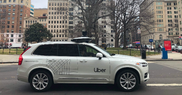ウーバー、ＮＹ市のタクシーをアプリに組み入れへ－株価上昇