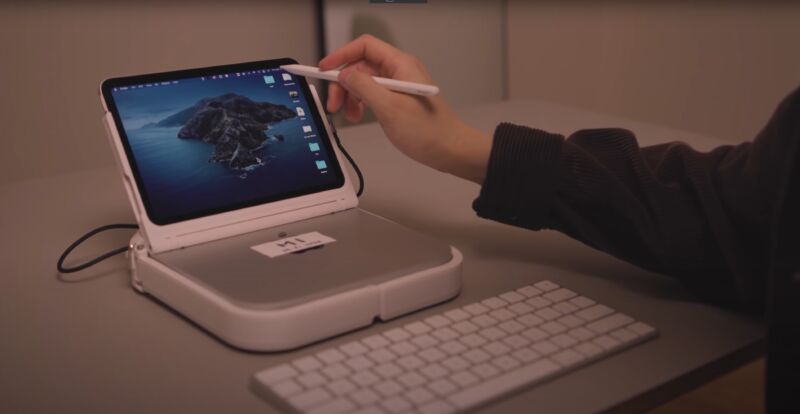 ポータブルMac miniを自作した猛者現わる。タッチスクリーン操作も可能