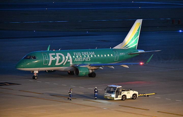 FDA、神戸－新潟就航　1日1往復、神戸5路線に