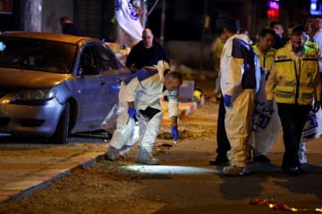 イスラエルで銃撃、2人死亡　アラブとの外相会合を開催中