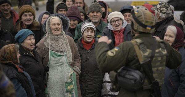 ウクライナ「キーウ周辺奪還」　多数の遺体　露、深刻な人権侵害か