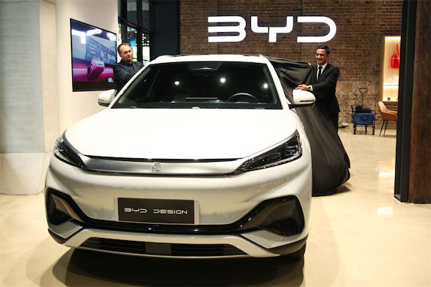 中国EV最大手のBYDが四半期29万台を販売、前年の4倍に