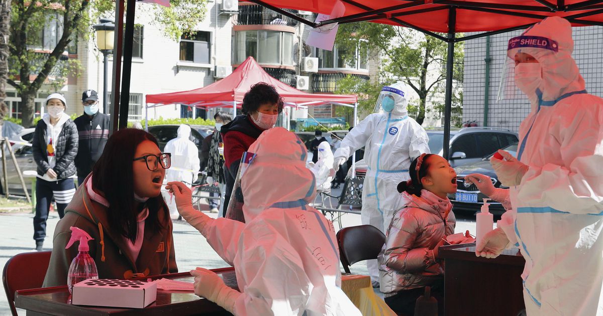 上海で都市封鎖延長　感染者１万人突破