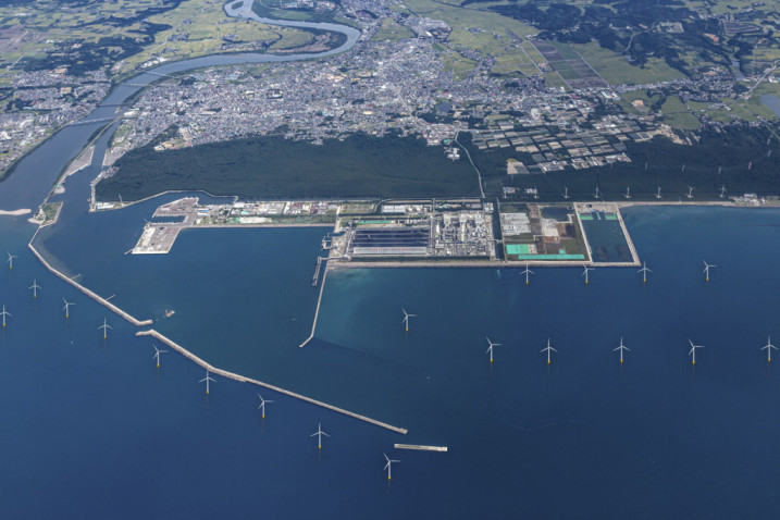 【丸紅】英BPと提携　国内で洋上風力発電を開発へ
