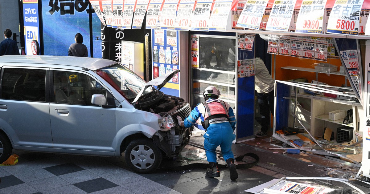 大阪・難波のチケット店に車突入　32歳容疑者逮捕「急にめまい」