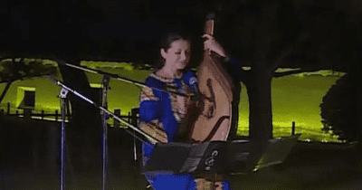 姫路城でウクライナ民族楽器バンドゥーラの演奏会