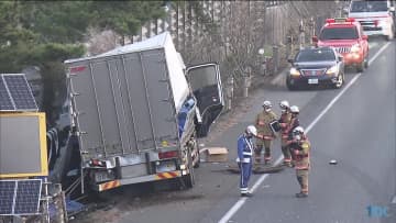 東北道 大型トラックなど４台絡む事故 宮城 大崎市