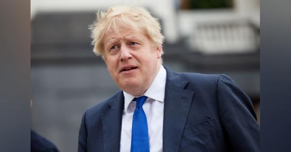 英首相が謝罪、コロナ規制下の官邸パーティーで罰金　辞任は否定