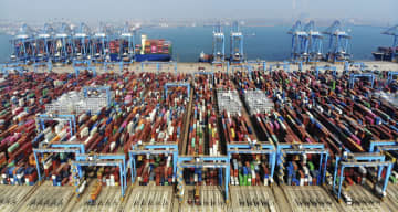 中国の貿易総額10.7％増　1～3月、コロナで鈍化