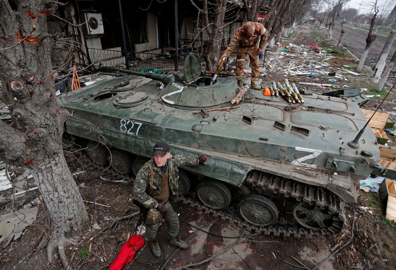 ウクライナ海兵隊員1026人がマリウポリで降伏、ロシア国防省発表