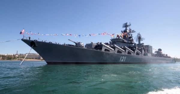 ロシア国防省、黒海艦隊の旗艦モスクワが沈没と発表