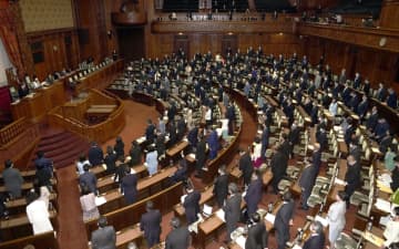 議員文通費日割り法が成立　24日参院石川補選から適用