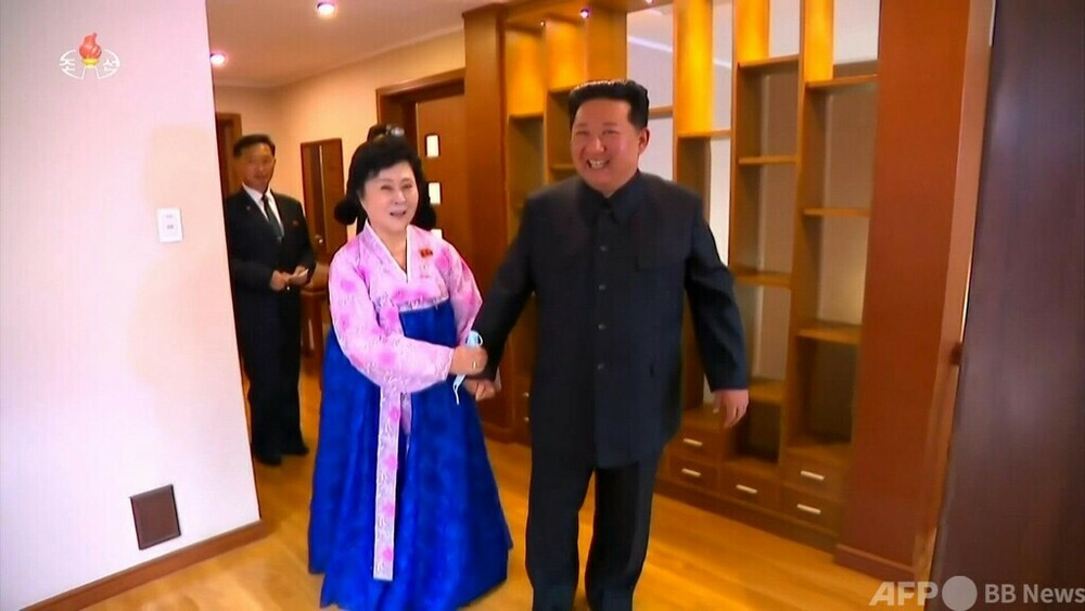 動画：金正恩氏、北朝鮮の「看板アナウンサー」に新居贈呈