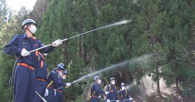 火災が起きやすいシーズンに合わせ山火事を想定した訓練　岐阜県飛騨市