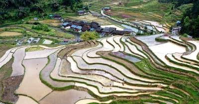 二十四節気「穀雨」前に農作業に励む中国各地の農家