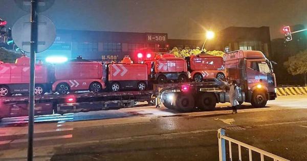 JD.com、深夜に自動配送ロボを上海へ輸送　コロナ対策で貢献