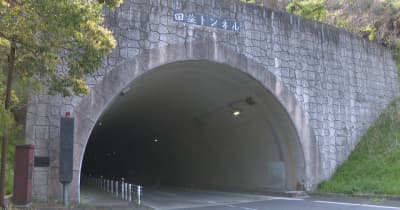 トンネル入り口の壁に衝突　軽自動車運転の男性が死亡　岡山市