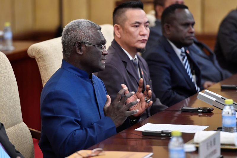 ソロモン諸島首相「地域の平和損なわず」、中国と安保協定署名